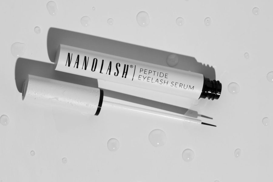 Nanolash Peptide Eyelash Serum – en moderne tilgang til pleje af øjenvipper, der virkelig gør en forskel